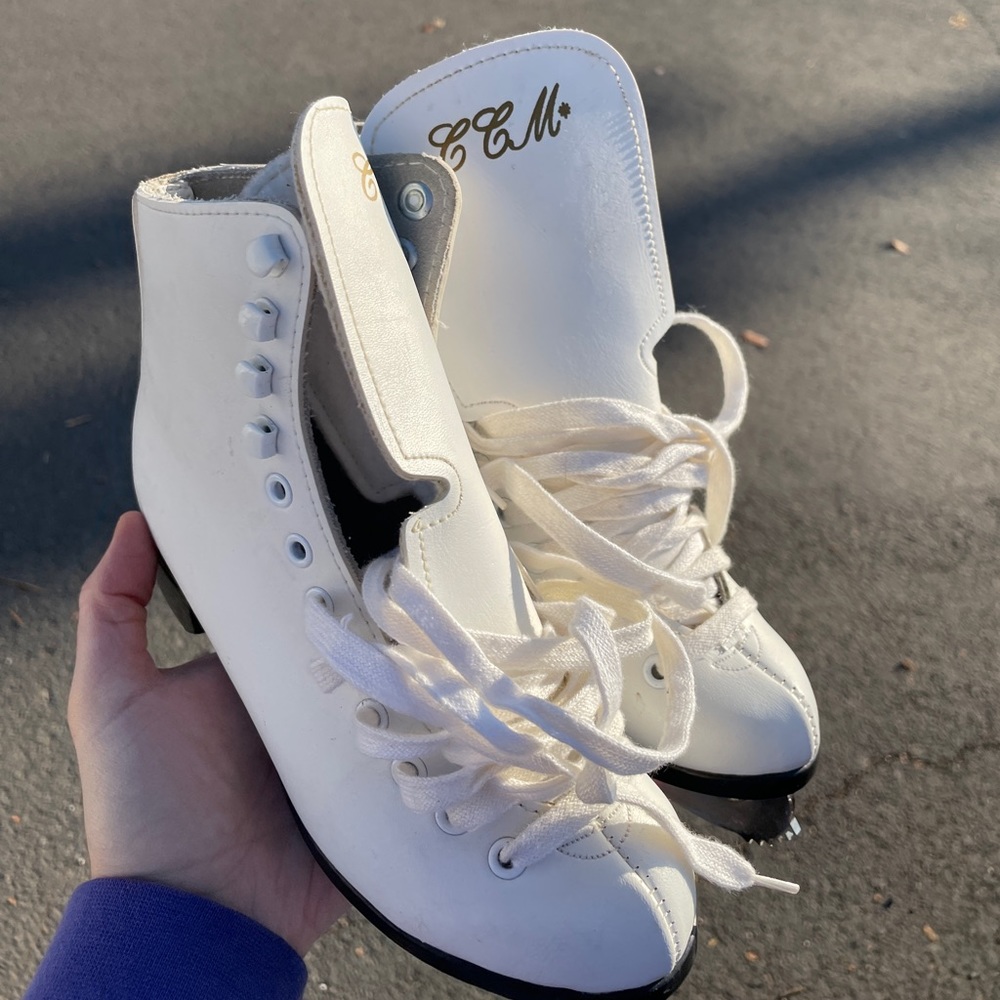 CCM ice figure skates
